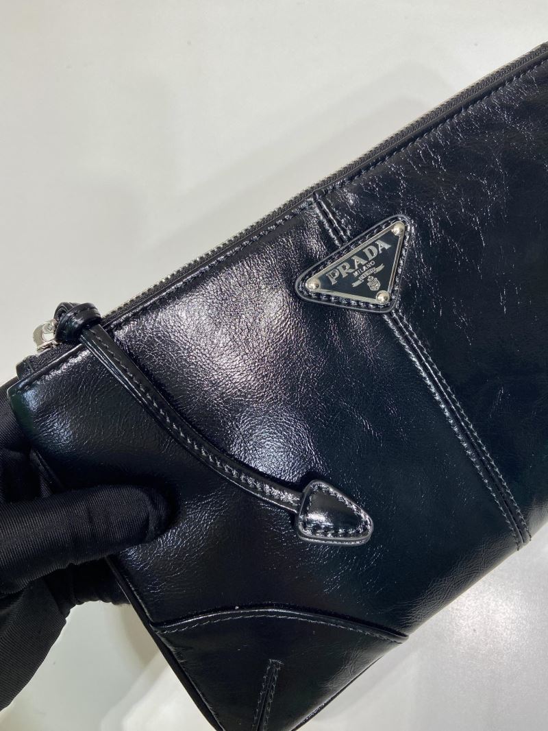Pra*a wallets